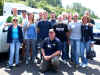 Gruppenbild mit Lehrer  